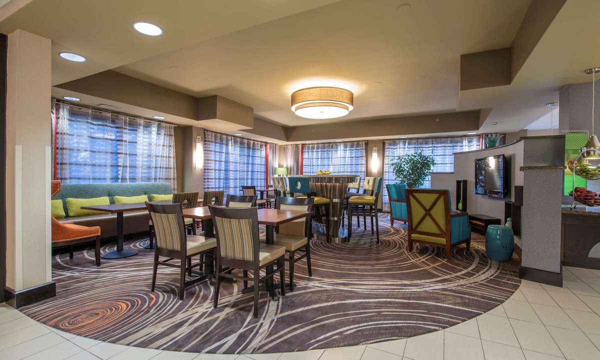 Newnan Hotel | Hampton Inn Atlanta - Newnan