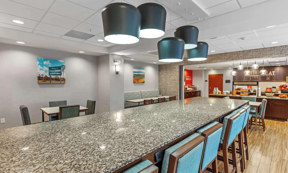 Atmore Hotel | Hampton Inn Atmore
