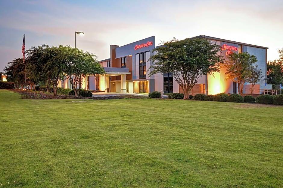 Auburn Hotel | Hampton Inn Auburn