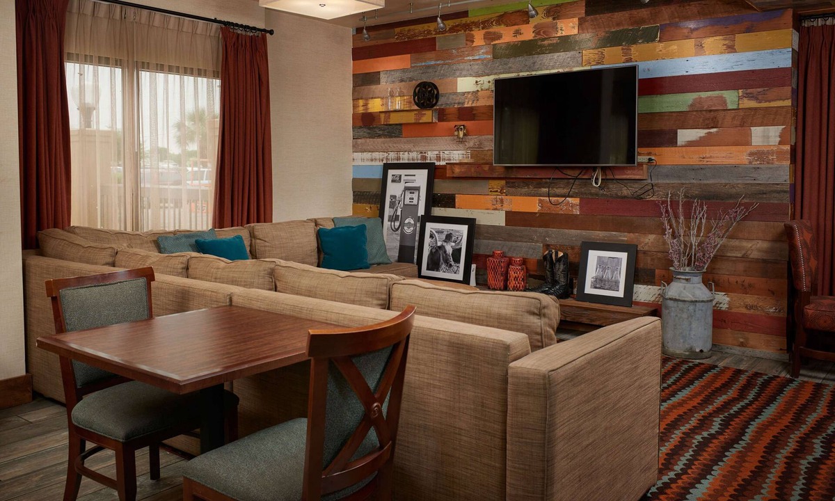 Beaumont Hotel | Hampton Inn Beaumont