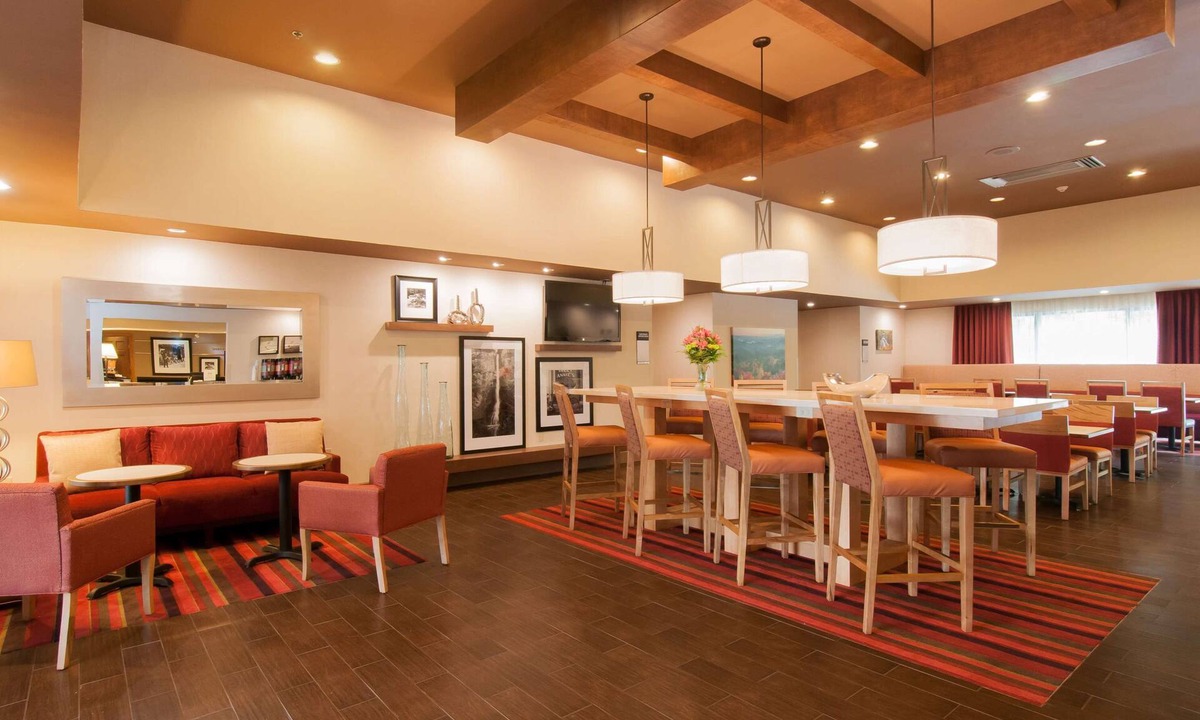 Pisgah Forest Hotel | Hampton Inn Brevard