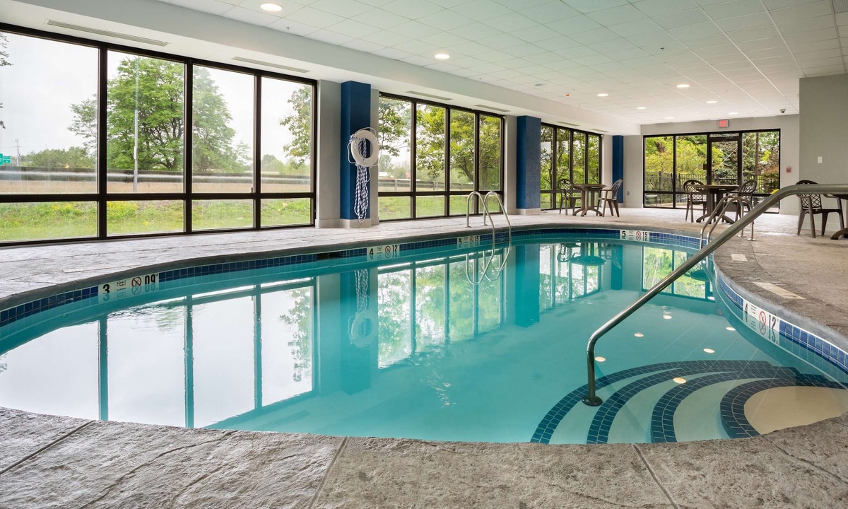 West Seneca Hotel | Hampton Inn Buffalo South/I-90