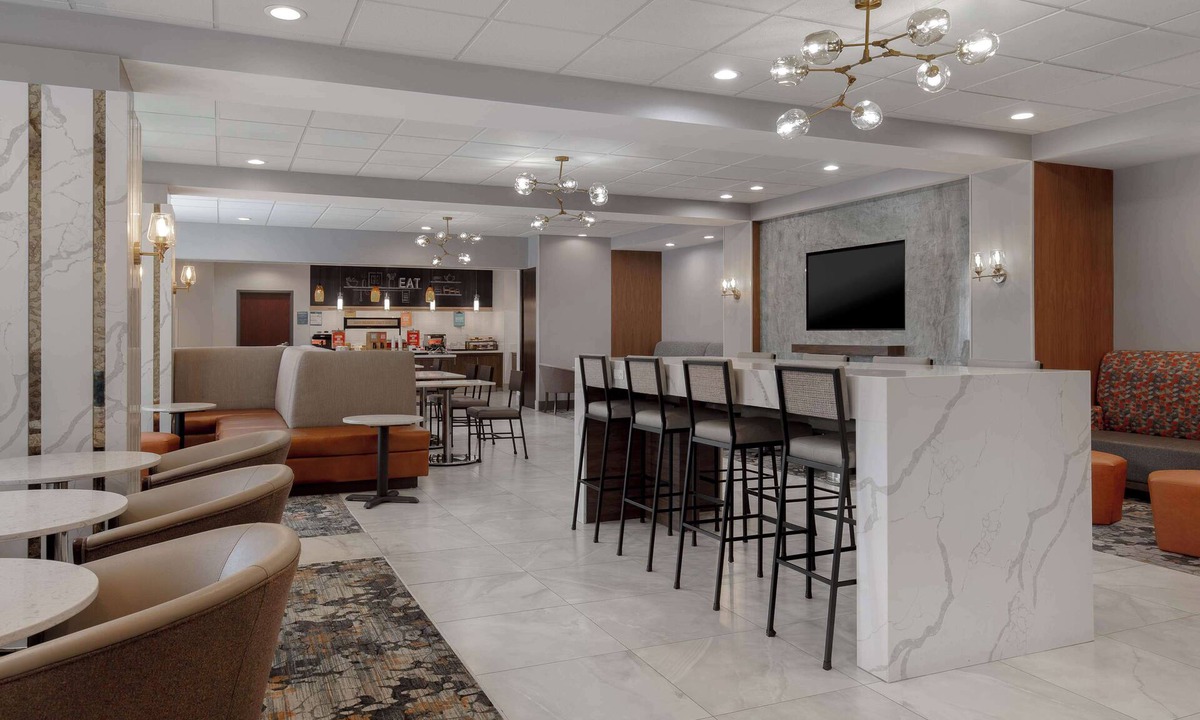 Brampton Hotel | Hampton Inn by Hilton Brampton Toronto