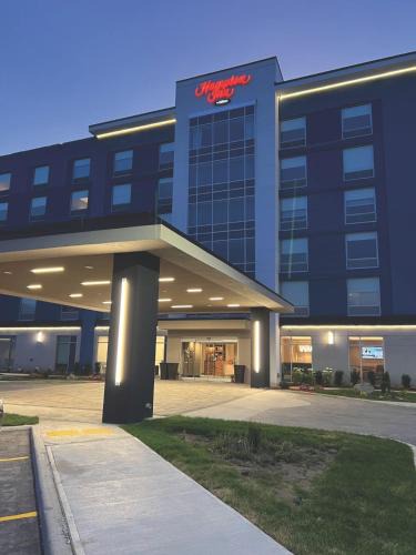 Kingston Hotel | Hampton Inn By Hilton Kingston