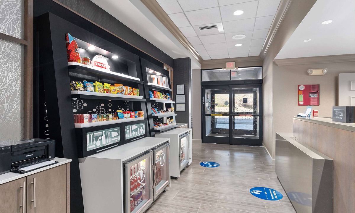 Springfield Hotel | Hampton Inn by Hilton Springfield