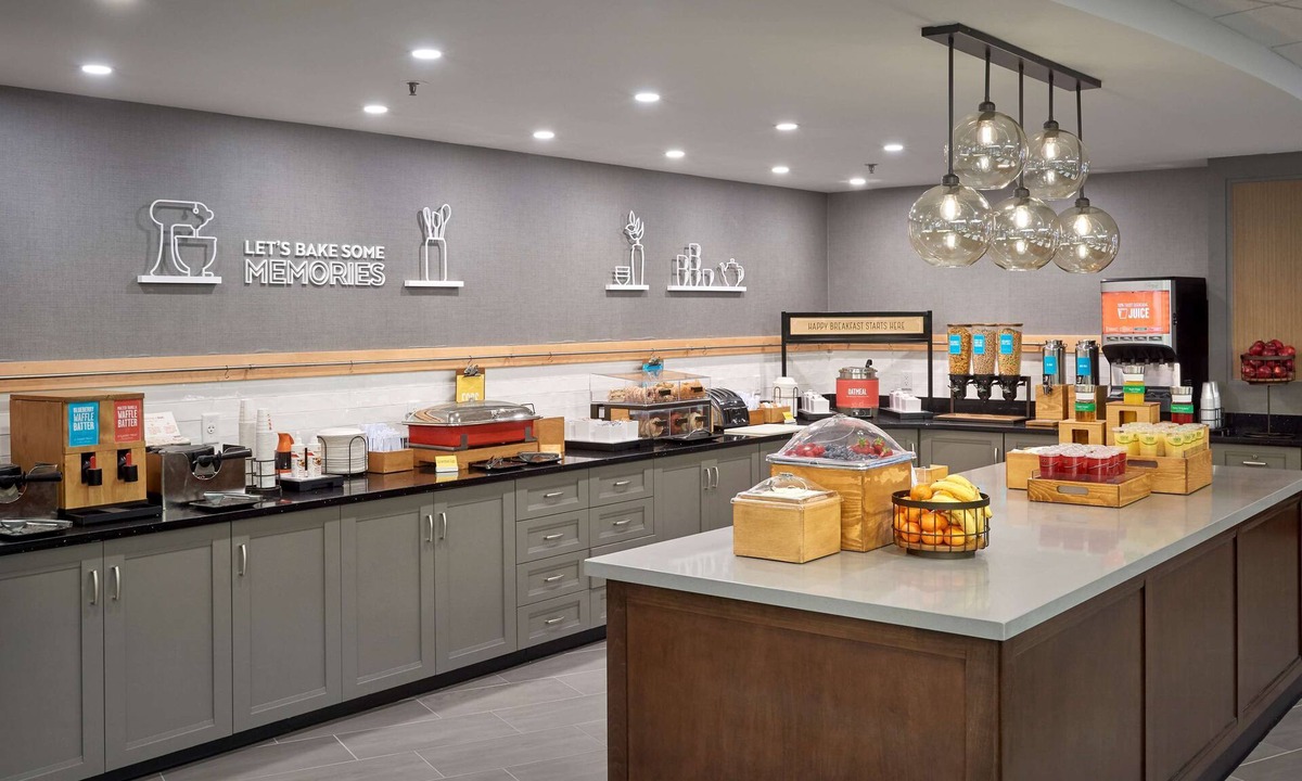 Mechanicsburg Hotel | Hampton Inn by Hilton Harrisburg West