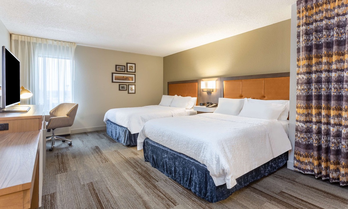 Southwest Area Hotel | Hampton Inn - Cedar Rapids