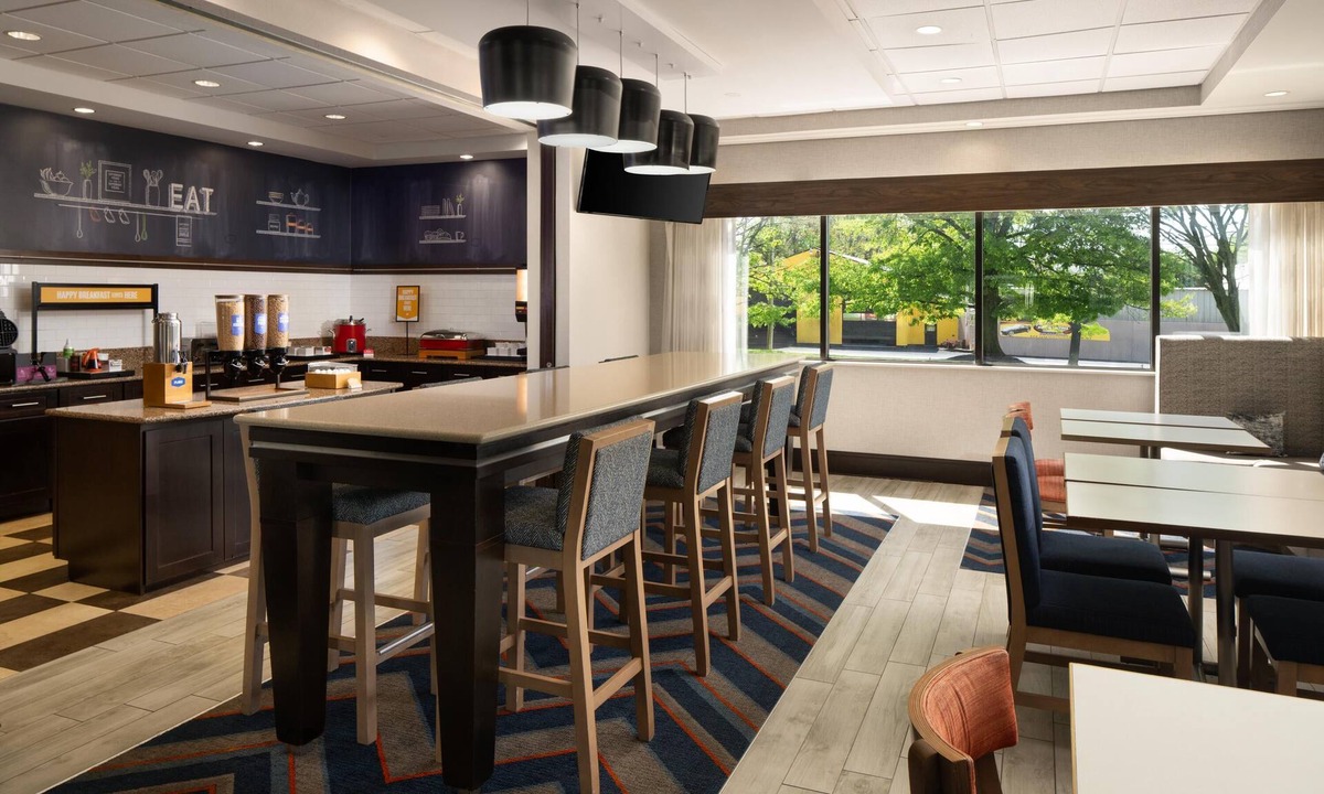 Chambersburg Hotel | Hampton Inn Chambersburg