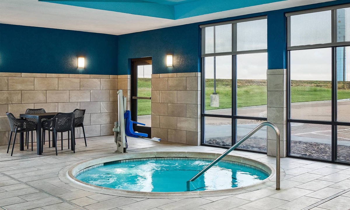 Colby Hotel | Hampton Inn Colby