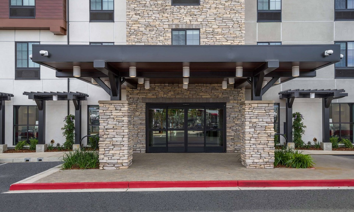 Concord Hotel | Hampton Inn Concord