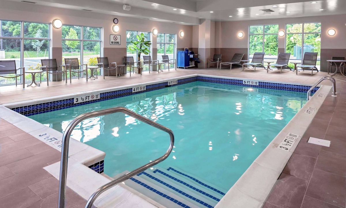 Cranbury Hotel | Hampton Inn Cranbury
