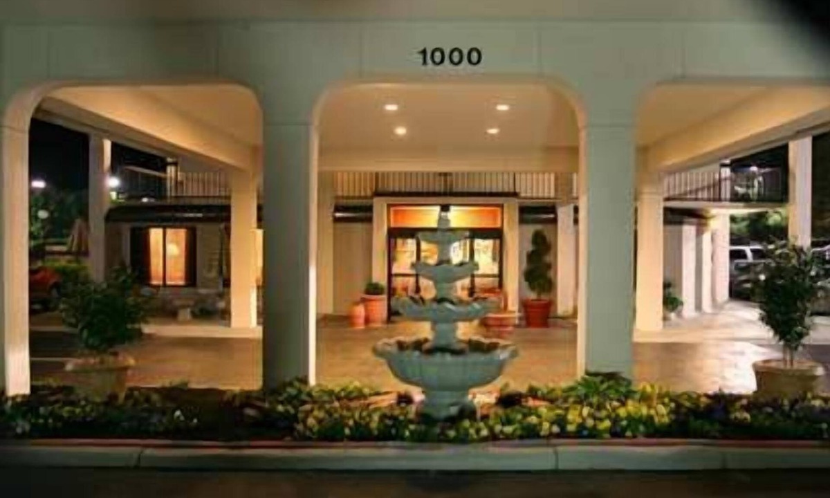 Dalton Hotel | Hampton Inn Dalton