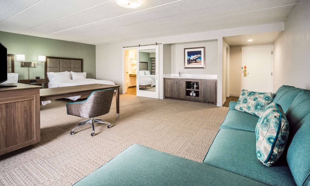 Dover Hotel | Hampton Inn Dover