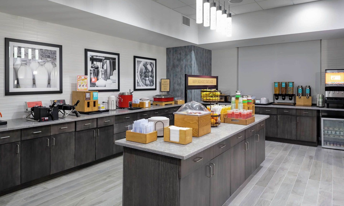 Dunedin Hotel | Hampton Inn Dunedin