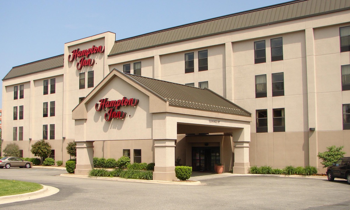 East Lansing Hotel | Hampton Inn East Lansing