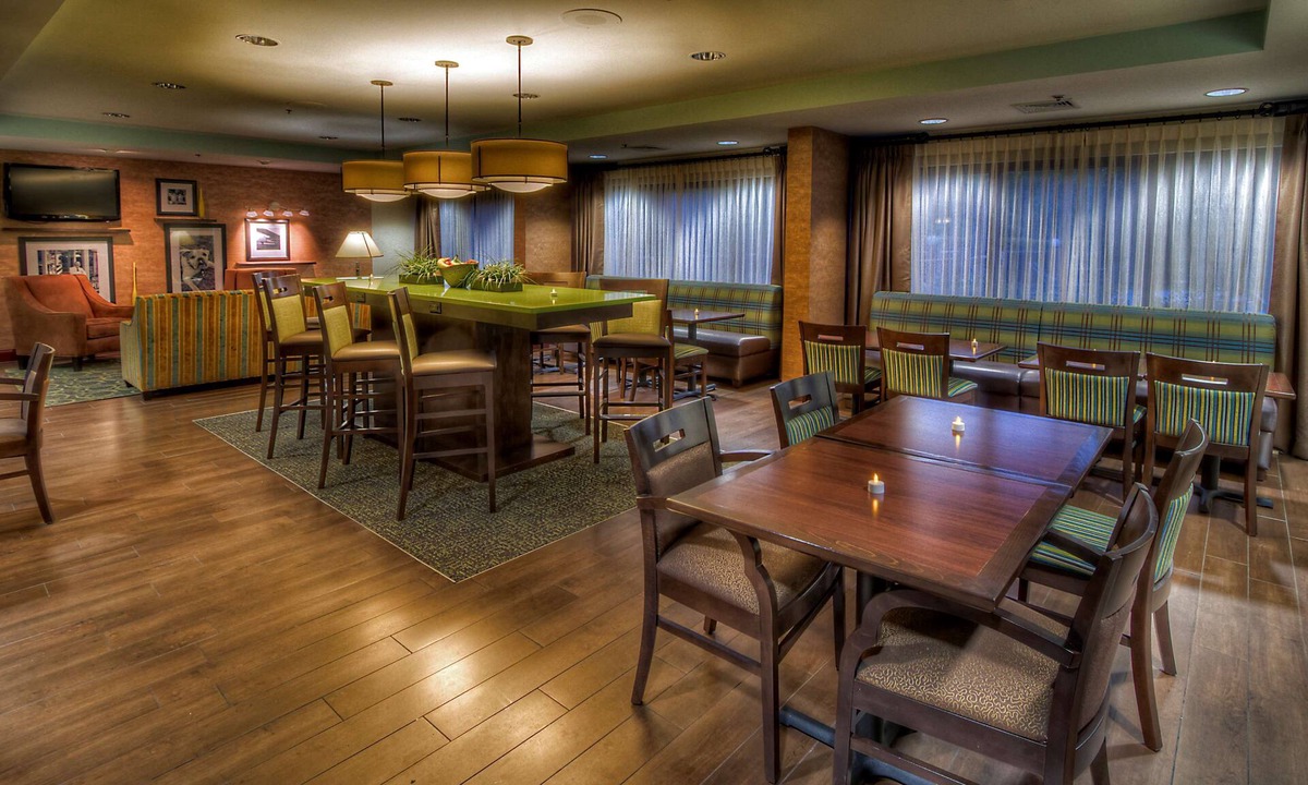 Goldsboro Hotel | Hampton Inn Goldsboro NC