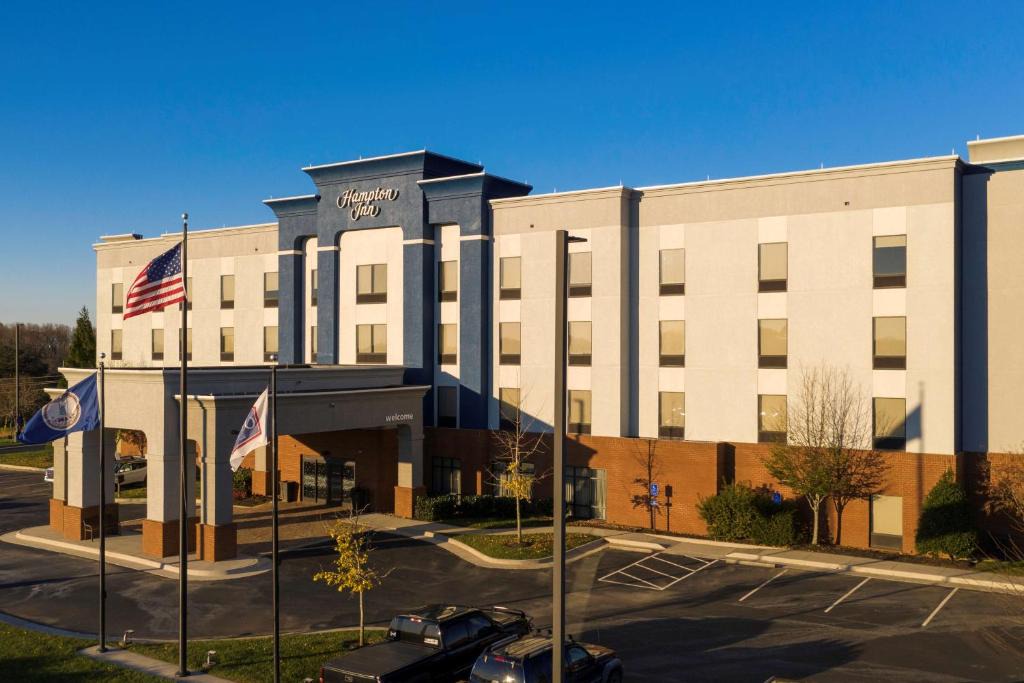 Callands-Gretna Hotel | Hampton Inn Gretna - Smith Mountain Lake