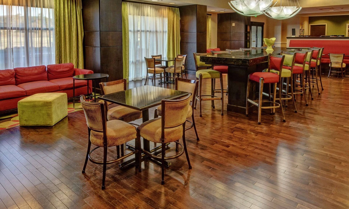 Jacksonville Hotel | Hampton Inn Jacksonville-Anniston Area