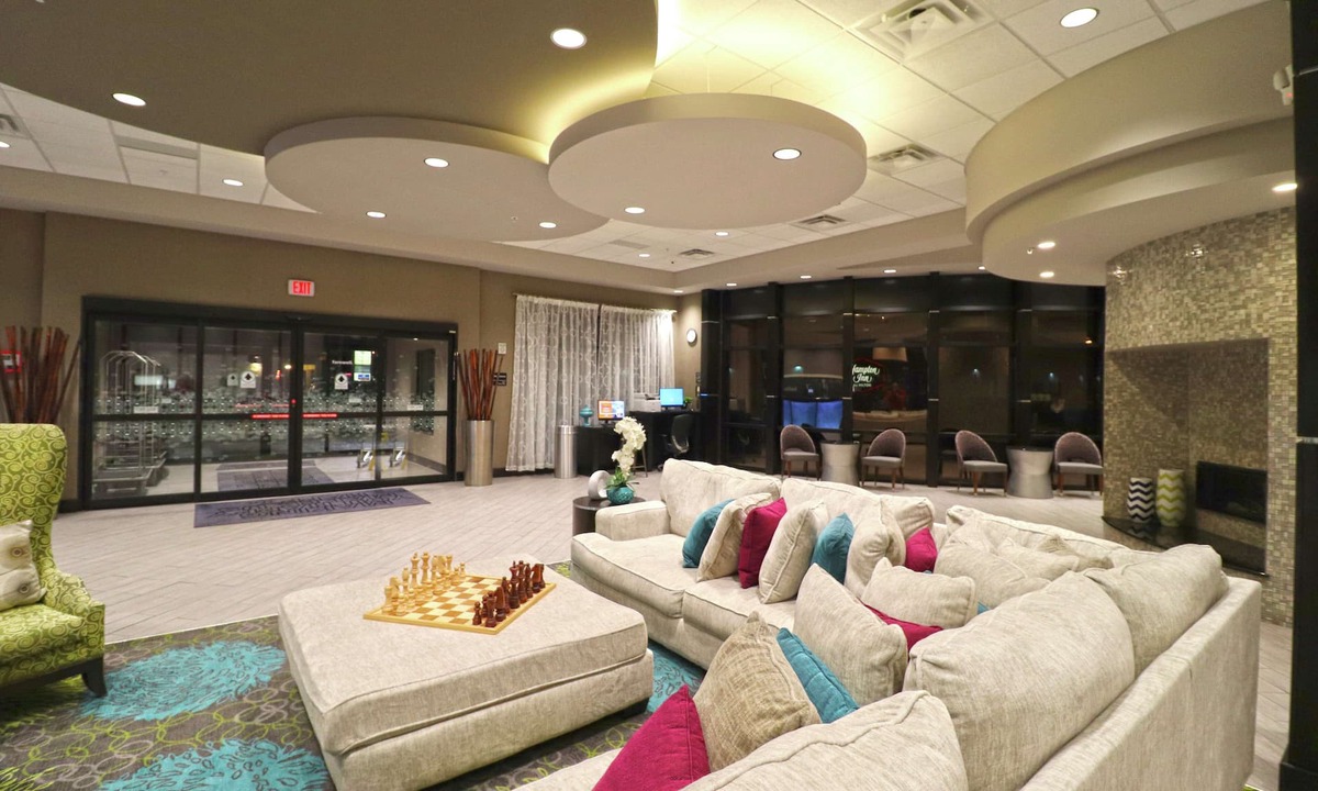 Kearney Hotel | Hampton Inn Kearney