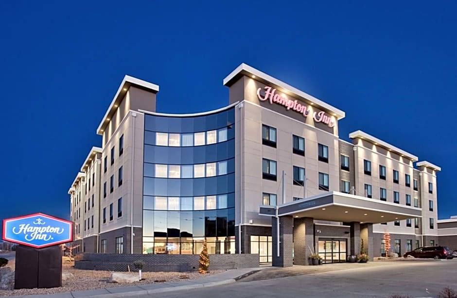 Kearney Hotel | Hampton Inn Kearney