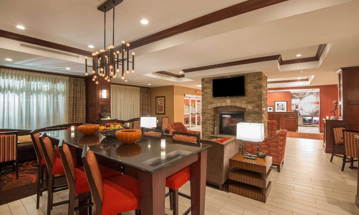 Kingston Hotel | Hampton Inn Kingston