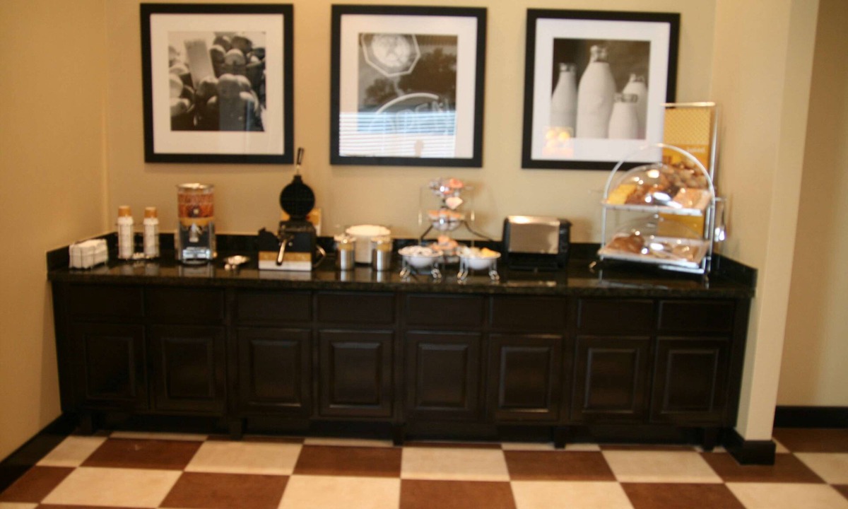 La Grange Hotel | Hampton Inn La Grange