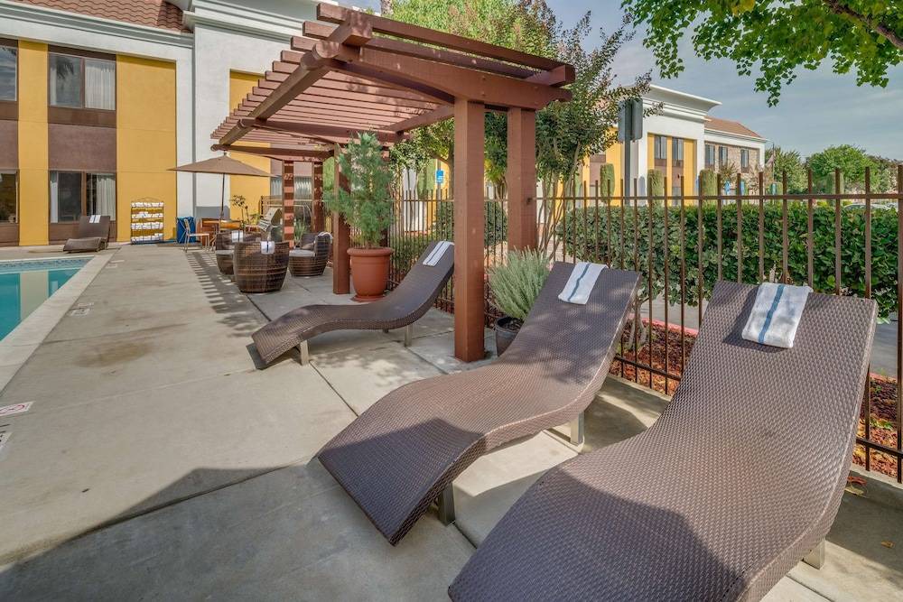 Livermore Hotel | Hampton Inn Livermore