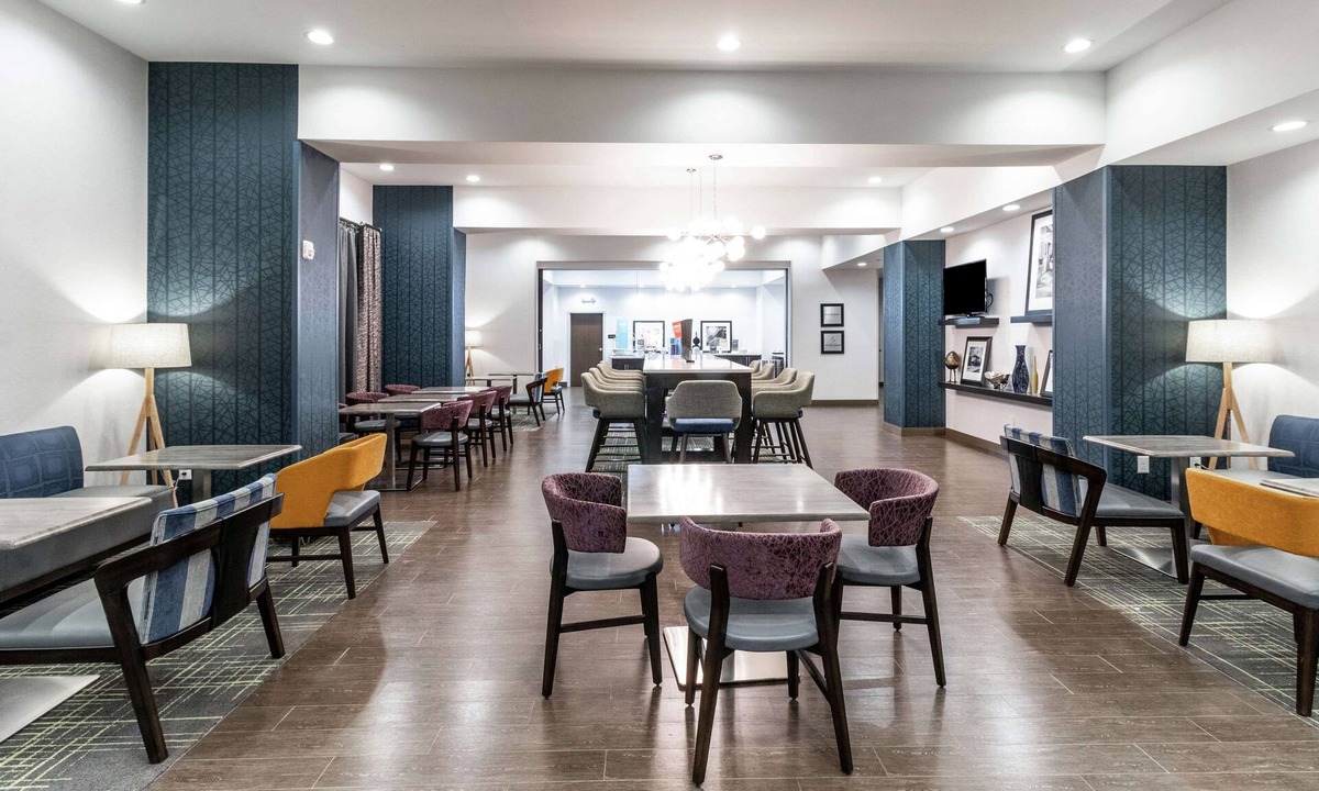 Locust Grove Hotel | Hampton Inn Locust Grove