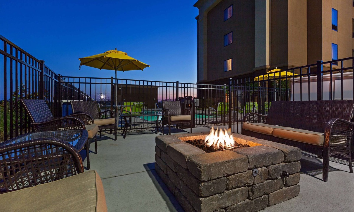 Marion Hotel | Hampton Inn Marion