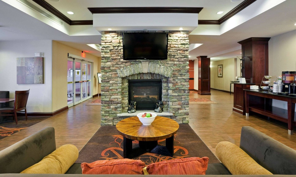 Matamoras Hotel | Hampton Inn Matamoras/Milford