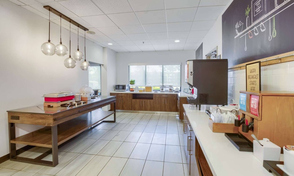 Tillmans Corner Hotel | Hampton Inn Mobile-I-10/Bellingrath Gardens