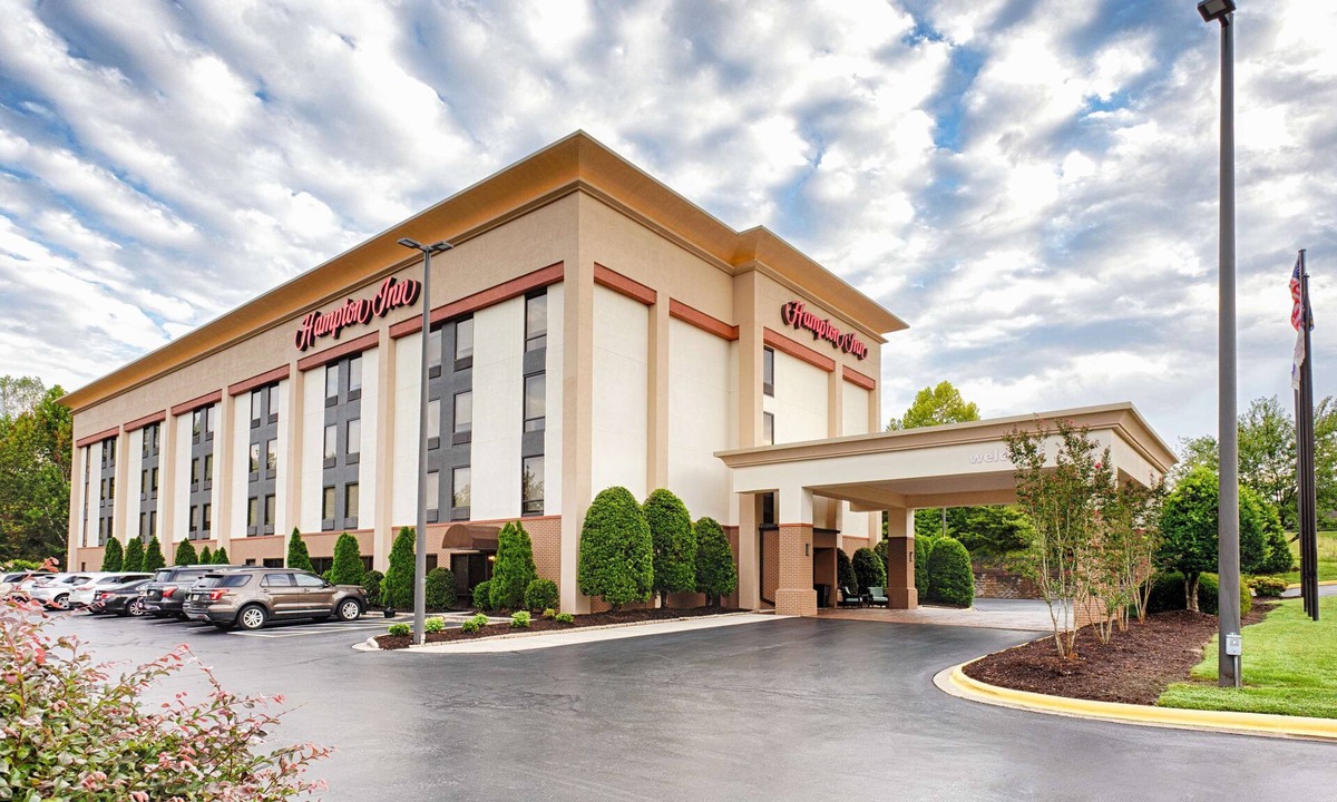 Morganton Hotel | Hampton Inn Morganton