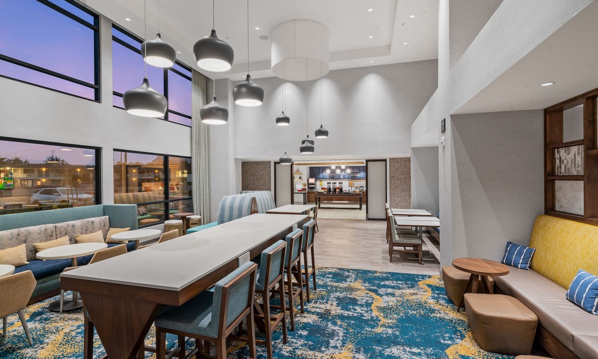 Morro Bay Hotel | Hampton Inn Morro Bay