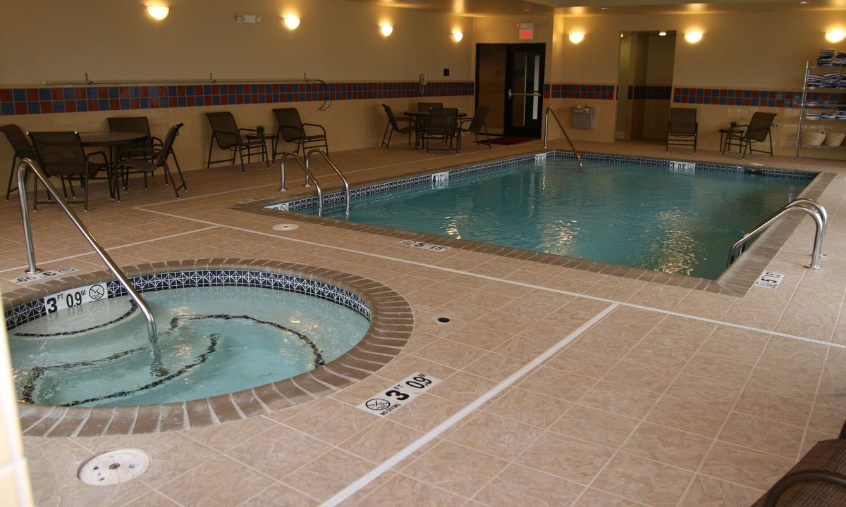 Mountain Home Hotel | Hampton Inn Mountain Home