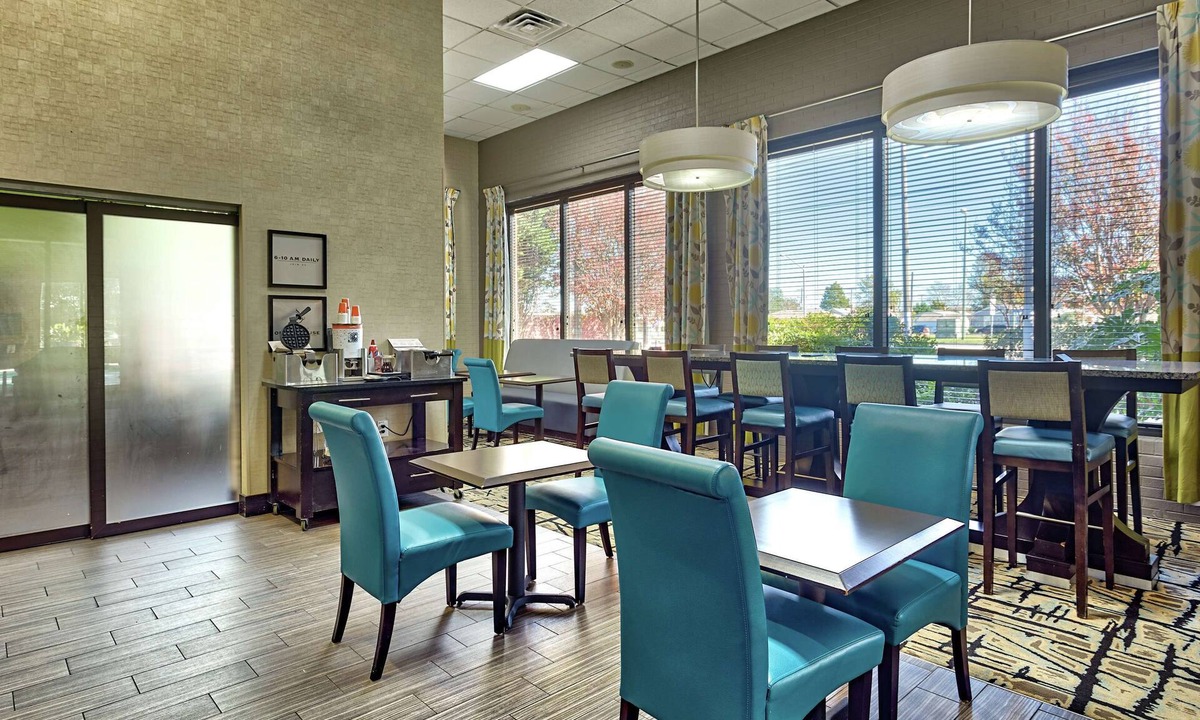 Fleet Hotel | Hampton Inn Norfolk-Naval Base