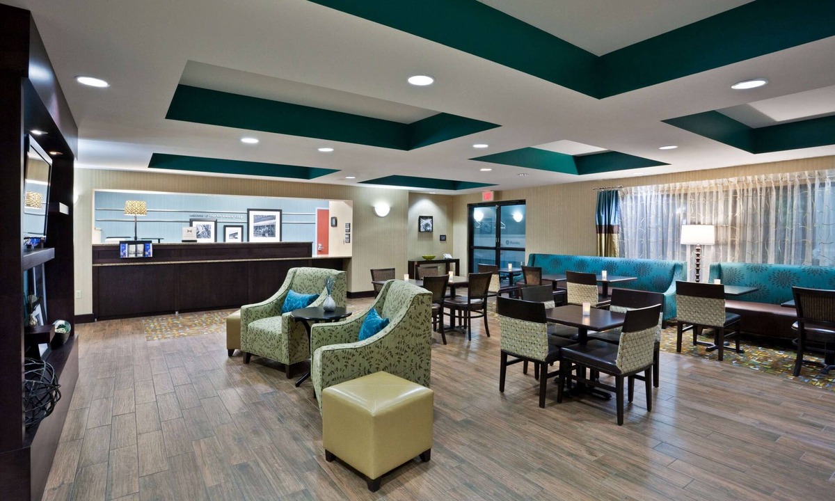 North Sioux City Hotel | Hampton Inn North Sioux City