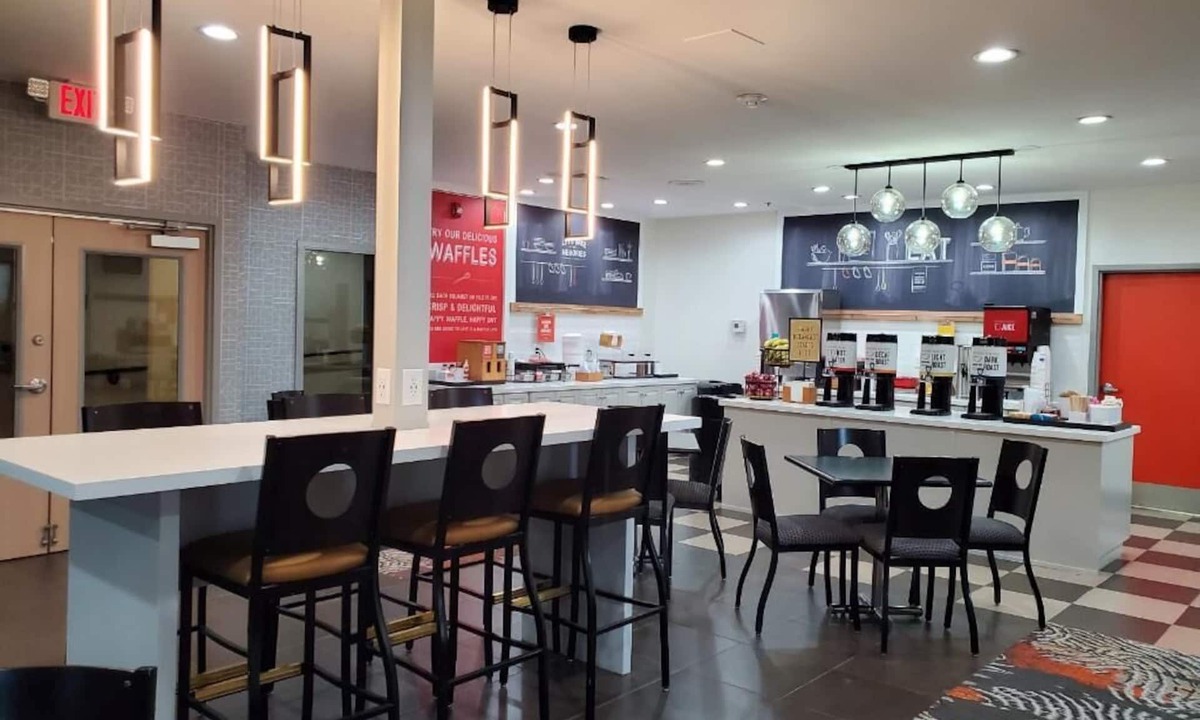 Olathe Hotel | Hampton Inn Olathe
