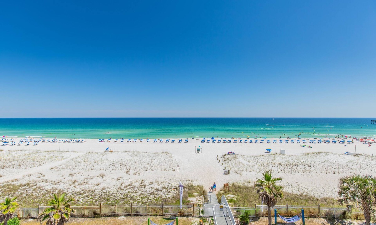 Plaza Primera Hotel | Hampton Inn Pensacola Beach