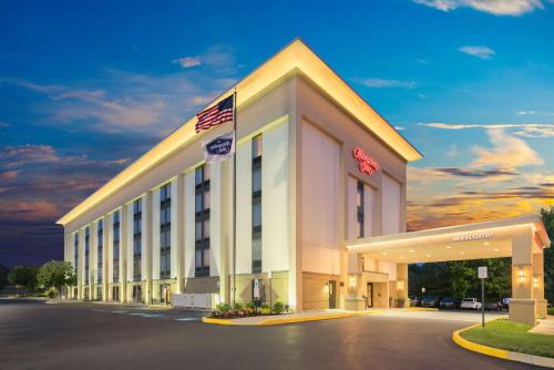 Plymouth Meeting Hotel | Hampton Inn Plymouth Meeting