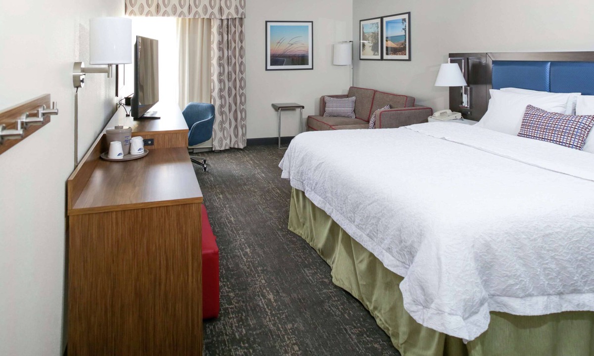 Portage Hotel | Hampton Inn Portage