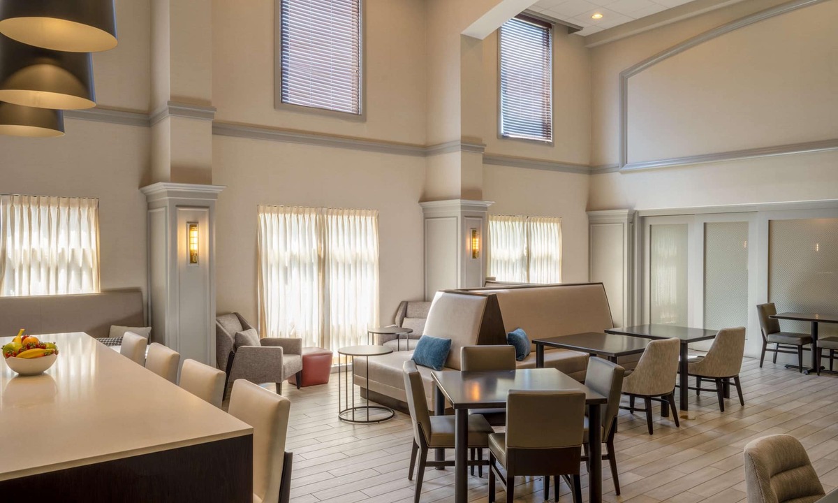 Raynham Hotel | Hampton Inn Raynham-Taunton