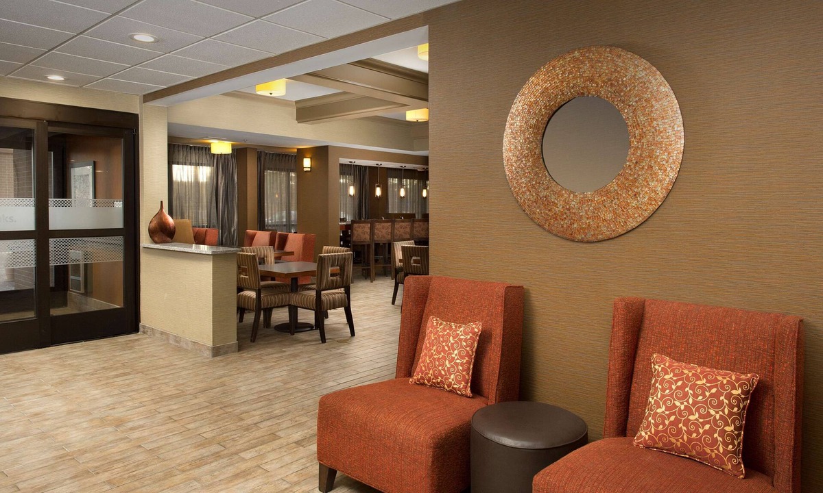 North Greece Hotel | Hampton Inn Rochester-Greece