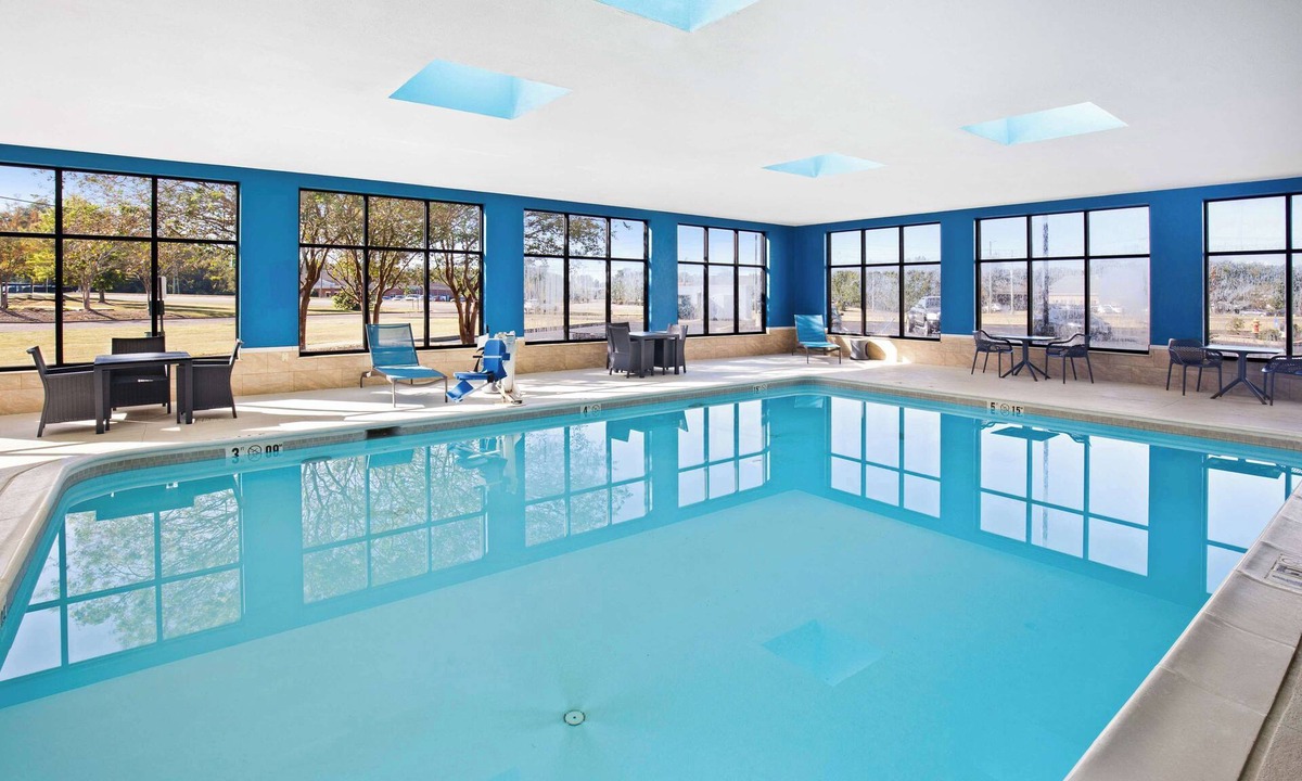 Selma Hotel | Hampton Inn Selma
