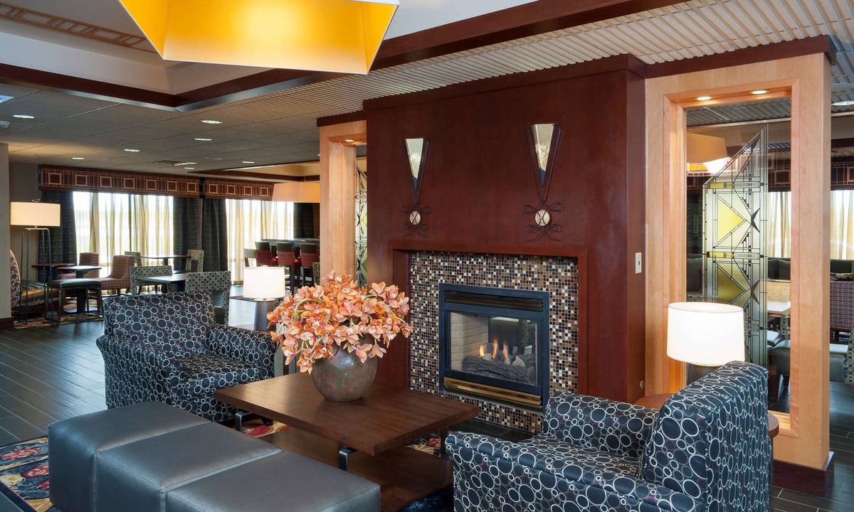 Seymour Hotel | Hampton Inn Seymour