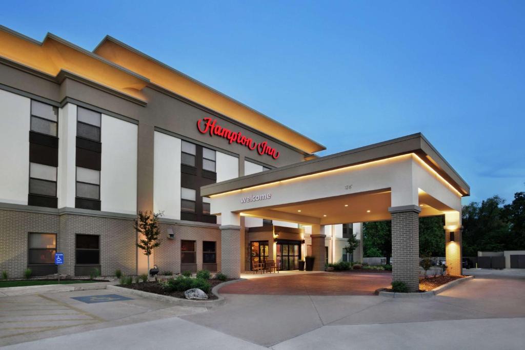 Shawnee Hotel | Hampton Inn Shawnee