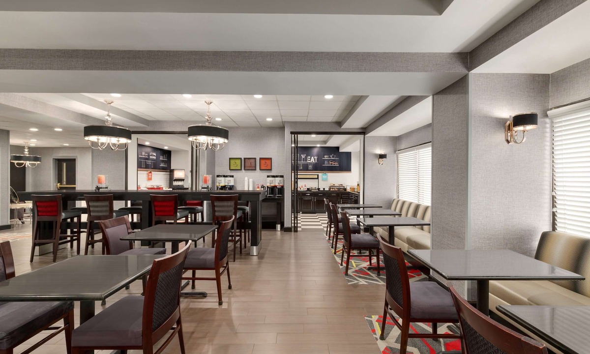 Simpsonville Hotel | Hampton Inn Simpsonville