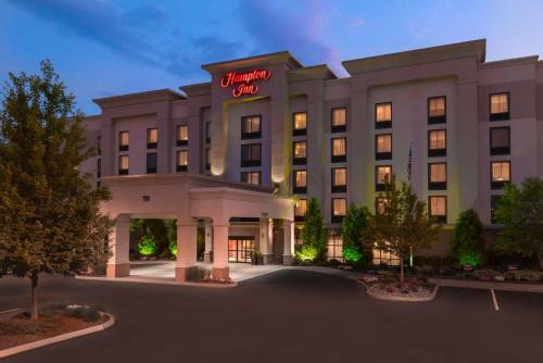 Enfield Hotel | Hampton Inn Springfield South Enfield