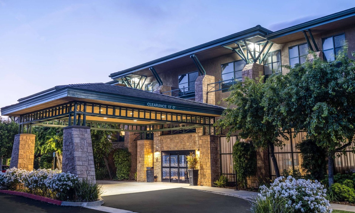 Agoura Hills Hotel | Hampton Inn & Suites Agoura Hills