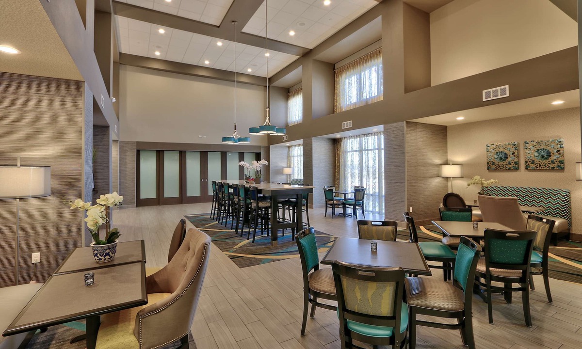 Albuquerque Hotel | Hampton Inn & Suites Albuquerque Airport