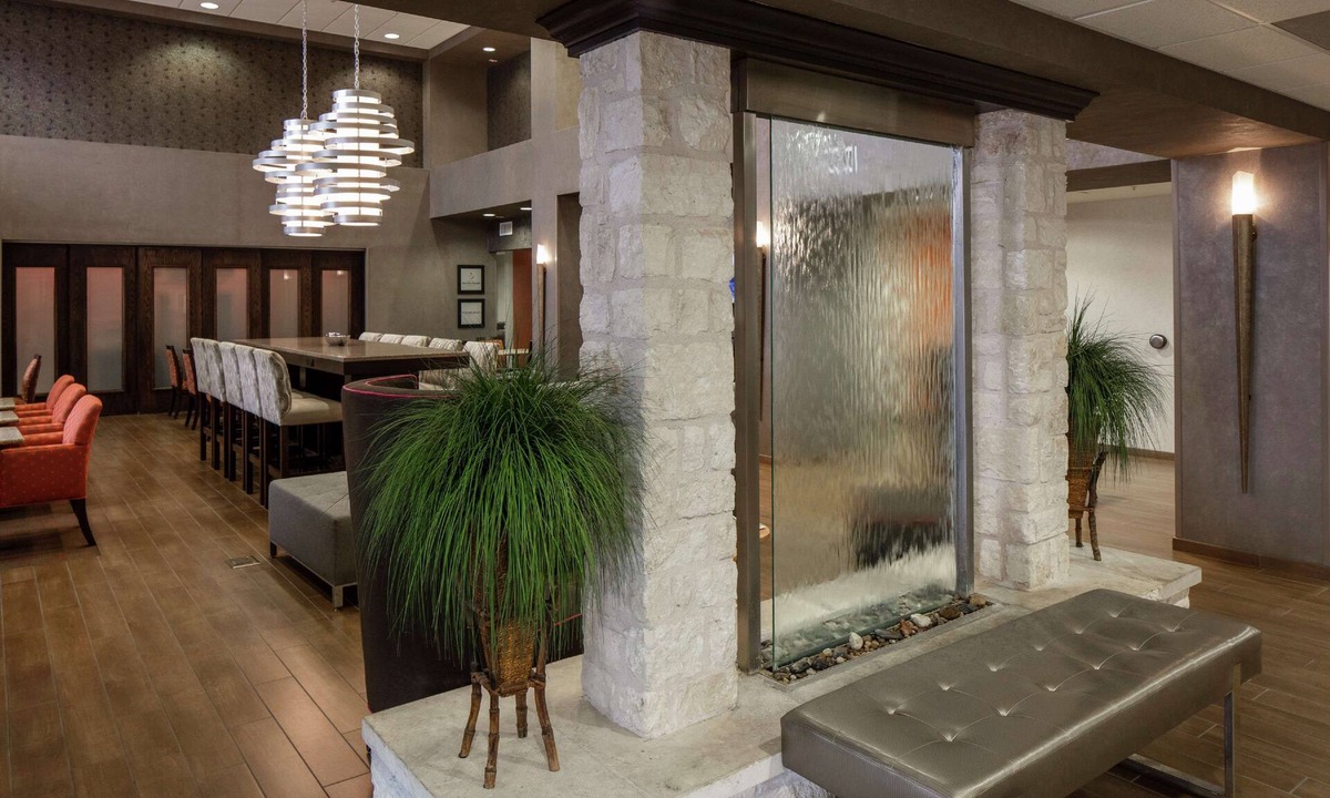 McNeil Hotel | Hampton Inn & Suites Austin Cedar Park-Lakeline